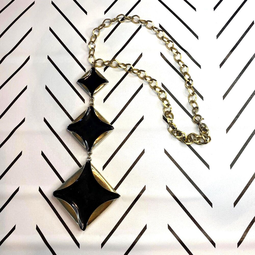 Vintage 70s Napier Gold Toned/Plated and Faux Onyx Necklace